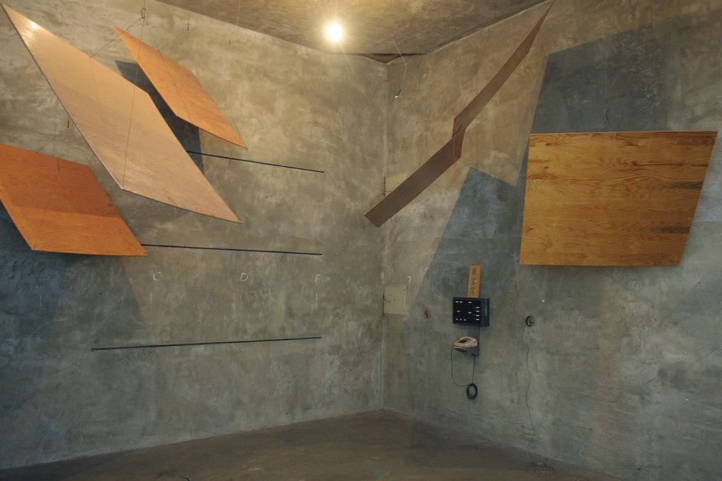 reverberation time-reverb chamber
